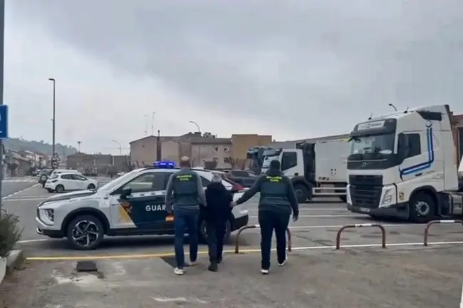 La Guardia Civil detiene a una persona. CEDIDA