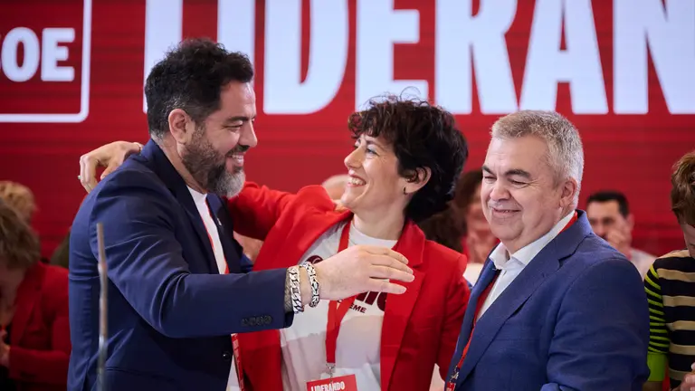 El PSN inaugura su 13 Congreso Regional con las intervenciones de Ramón Alzórriz y Santos Cedán. PABLO LASAOSA