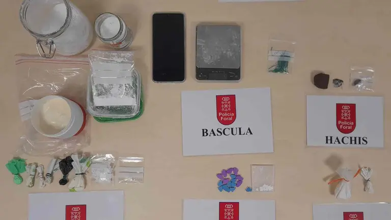 Parte de la droga incautada en Tudela. POLICÍA FORAL