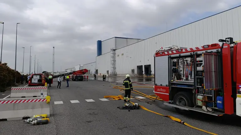 Incendio en la planta del Grupo Virto en Funes. BOMBEROS DE NAVARRA