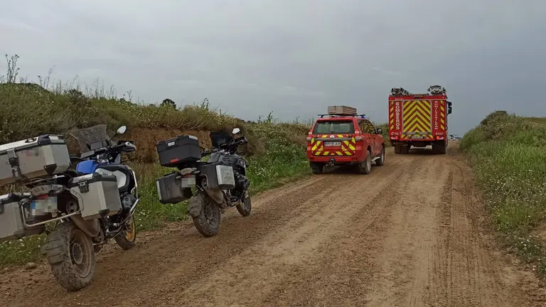Imagen de los bomberos en el lugar del accidente. BOMBEROS DE NAVARRA