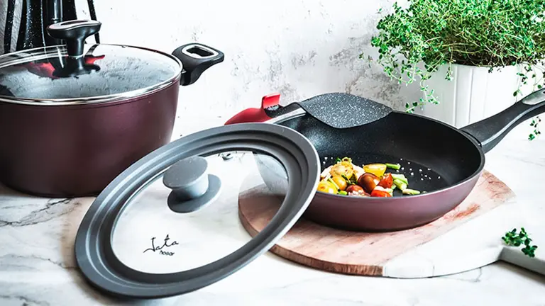 Imagen de una sartén de Jata. CEDIDA