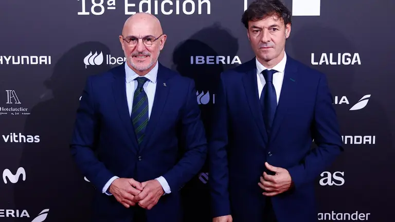 Luis de la Fuente y Santi Denia, en un acto reciente en Madrid. Europa Press.