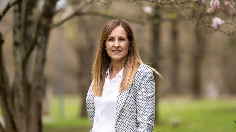 Ana Ib&aacute;&ntilde;ez, en la UPNA. UNIVERSIDAD P&Uacute;BLICA DE NAVARRA