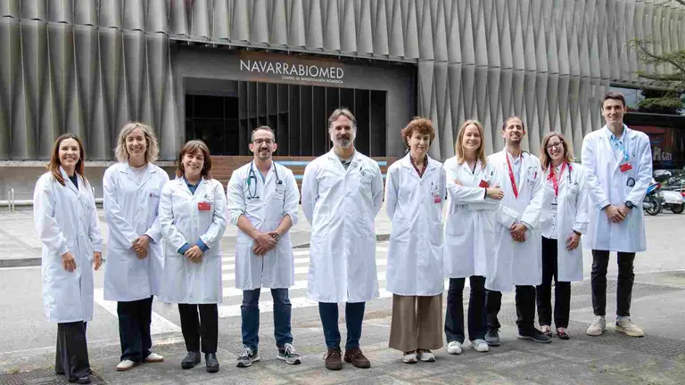 Nerea Berrade, Patricia Aznar, María Herrera, Joao Luis Modesto, Javier Gómez-Arrue (NB-FMS), Marta Martín (HUN), Paola Anna Jablonska, Bernardo Abel Cedeño, Josune Hualde y Joaquín de Carlos. Ausentes en la foto Iván Méndez y Cristina Ciorba. - NAVARRABIOMED