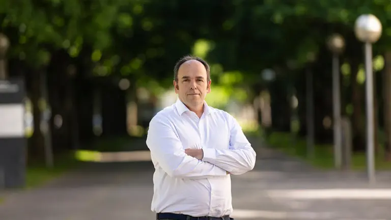 Eduardo Jim&eacute;nez Ruiz, nuevo doctor por la UPNA.