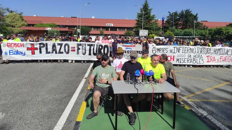 Rueda de prensa del comit&eacute; de empresa de BSH en Esq&uacute;roz.
EUROPA PRESS