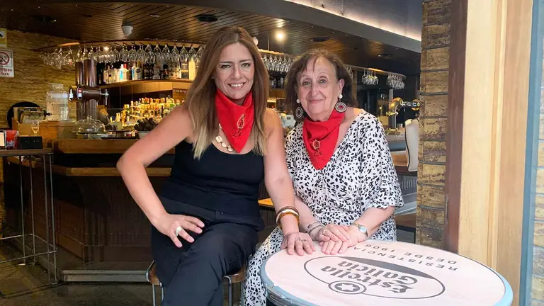 La peña La Escalerica de San Fermín en el bar Bahía de Pamplona. Navarra.com