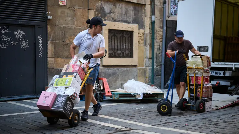 Transformaci&oacute;n de Pamplona previo a San Ferm&iacute;n 2025. PABLO LASAOSA