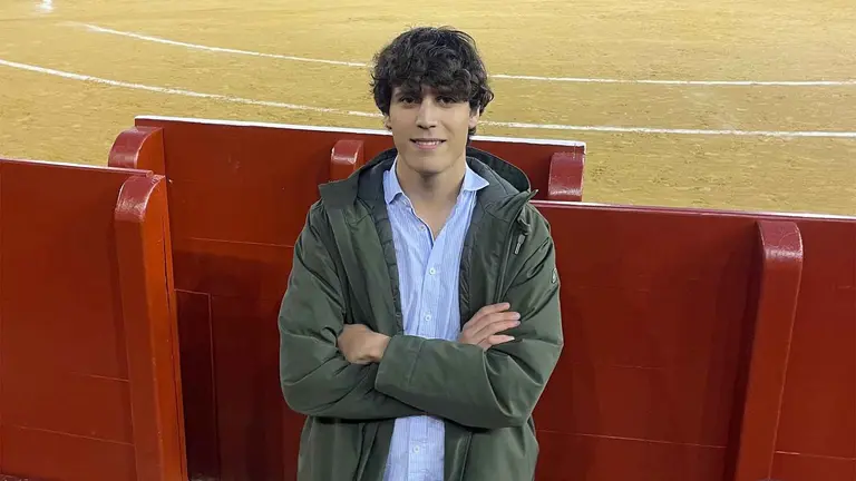 Nicolás Grande espera poder venir a Pamplona el próximo año para ver el encierro. CEDIDA