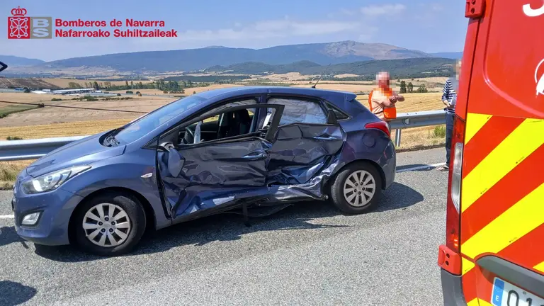 Tres personas trasladadas tras un accidente vial en Sarasa. CEDIDA