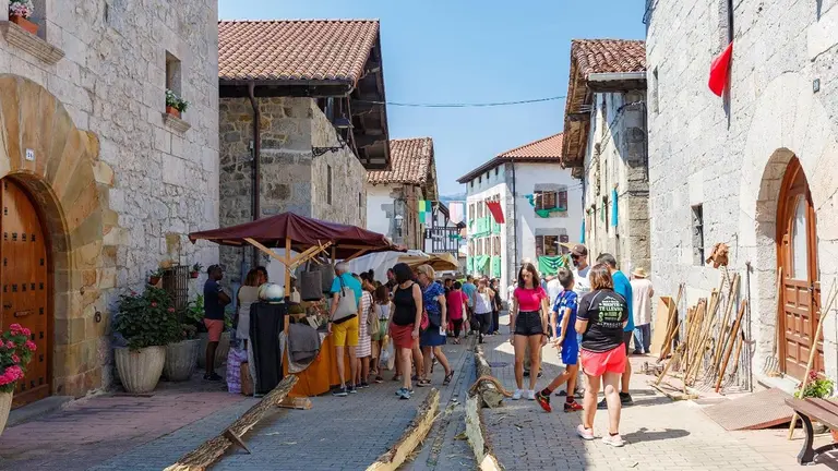 Imagen de archivo de una edición anterior del Mercado de Antaño en Lecumberri. CEDIDA