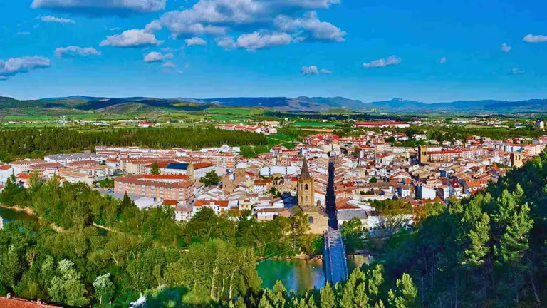 Vista de Sang&uuml;esa. AYUNTAMIENTO DE SANG&Uuml;ESA