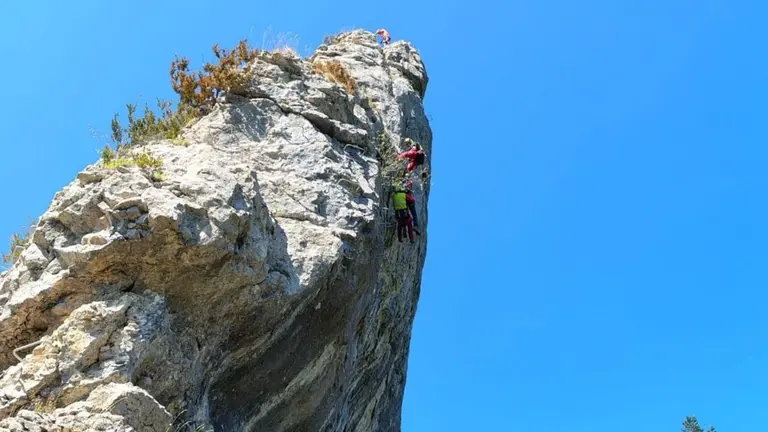 Rescatado un escalador en la v&iacute;a ferrata de Vid&aacute;ngoz.
BOMBEROS DE NAVARRA