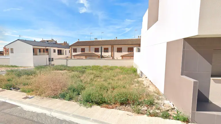 Imagen de la calle Bord&oacute;n de Arguedas, en la que se venden las parcelas. GOOGLE MAPS