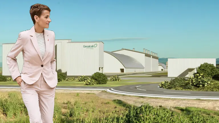 Fotomontaje con una imagen de Mar&iacute;a Chivite sobre una recreaci&oacute;n de la planta de Mina Muga en Navarra.