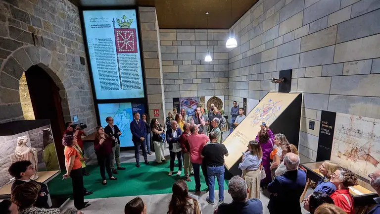 La consejera Esnaola inaugura la exposici&oacute;n Carlos III de Navarra, el rey del buen gobierno (1387-1425). I&Ntilde;IGO ALZUGARAY / GOBIERNO DE NAVARRA