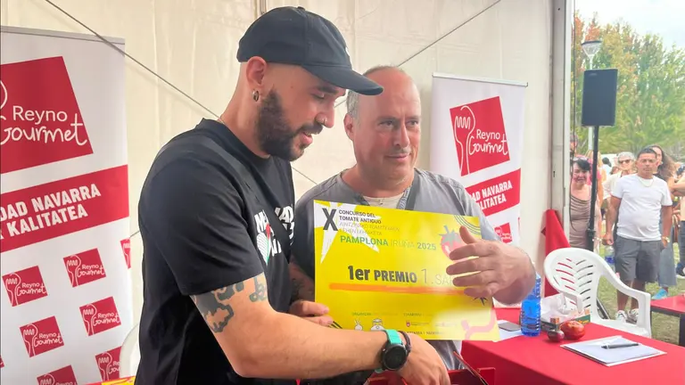 Un Rosa de Sumbilla de Subiza arrasa en el Concurso de Tomate Antiguo de Pamplona con 51 muestras presentadas. CEDIDA