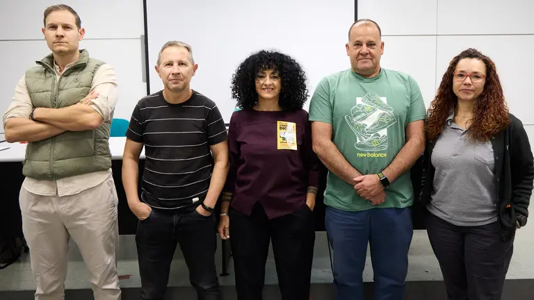 El comit&eacute; de empresa de TCC, adjudicataria del servicio de villavesas, informa sobre la situaci&oacute;n de negociaci&oacute;n del convenio y las pr&oacute;ximas movilizaciones. I&Ntilde;IGO ALZUGARAY