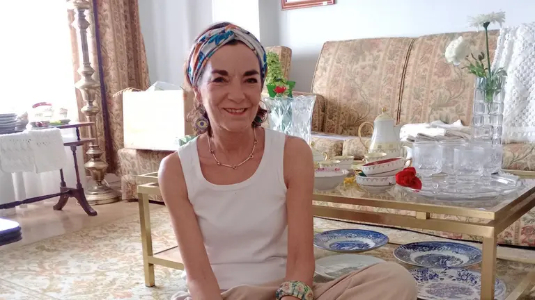 El mercadillo busca dar una nueva vida a los objetos de esta casa de Pamplona antes de venderla. CEDIDA