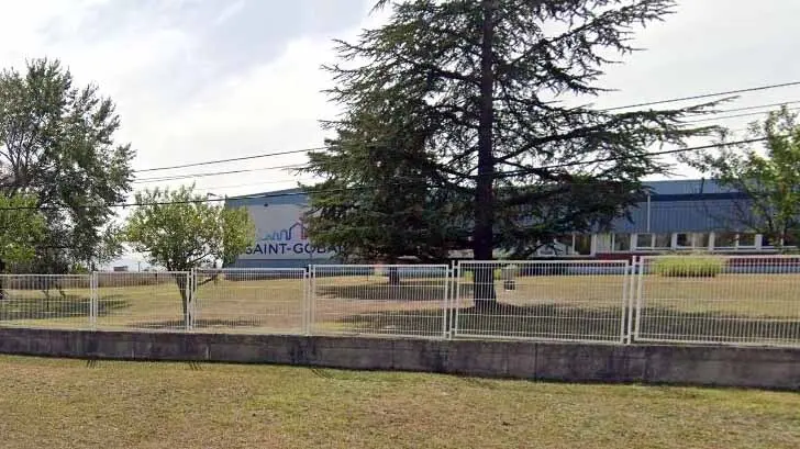 Empresa Saint Gobain en Berrioplano.