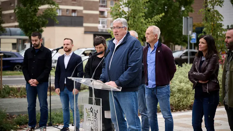 Acto de inauguraci&oacute;n de la ampliaci&oacute;n del corredor sostenible de P&iacute;o XII de Pamplona. PABLO LASAOSA