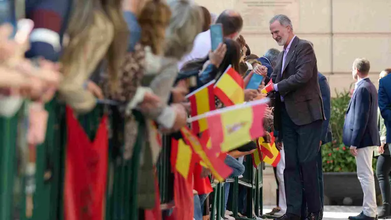 La princesa Leonor, acompa&ntilde;ada de sus padres, los reyes Felipe VI y Letizia cierran en Tudela una visita real a Navarra de dos d&iacute;as. EFE