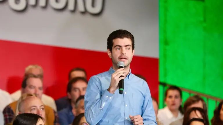 El alcalde de Alsasua, Javier Ollo, interviene en un acto. PNV / ARCHIVO