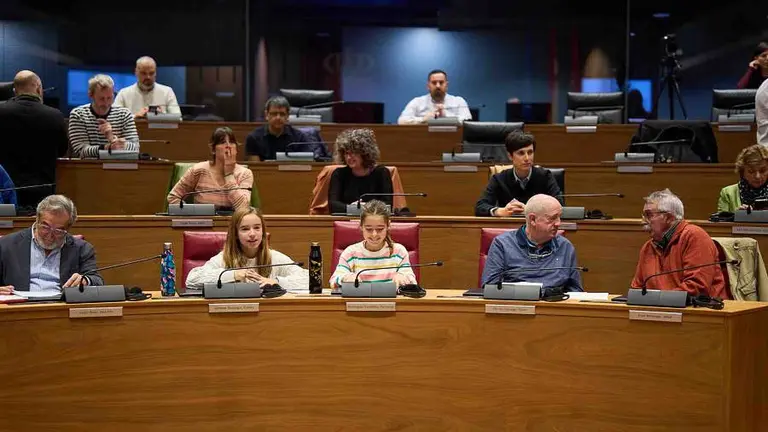 El Parlamento ha celebrado una sesi&oacute;n ciudadana sobre la adaptaci&oacute;n de Navarra al cambio clim&aacute;tico. PARLAMENTO DE NAVARRA