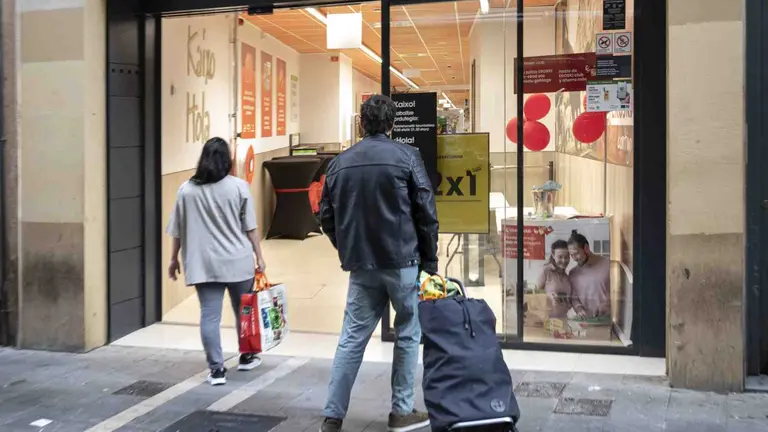 Nuevo supermercado Eroski de la calle Estafeta.. EROSKI