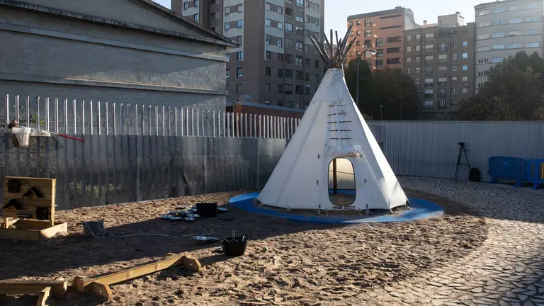 Imagen del nuevo patio de la escuela infantil Hello de Pamplona. AYUNTAMIENTO DE PAMPLONA