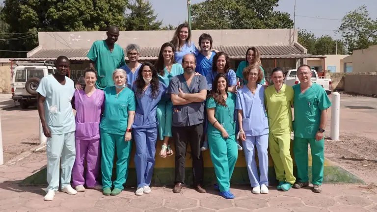 El cirujano pedi&aacute;trico Carlos Bardaj&iacute;, distinguido como Persona Voluntaria de Navarra 2025. CEDIDA