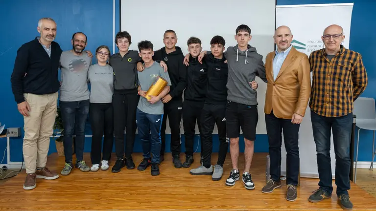 Imagen de familia del IES Zizur Mayor. CEDIDA