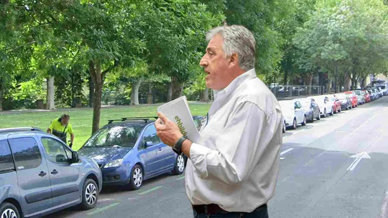 Fotomontaje de Joseba Asirón sobre una imagen de la prolongación de la calle Arrieta donde aparcan sólo residentes y cuyas plazas va a hacer desaparecer. NAVARRA.COM