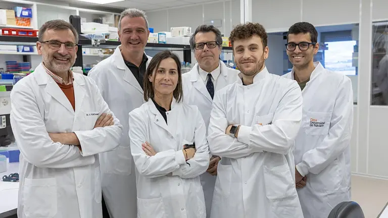Antonio Fontanellas, Pedro Berraondo, Ana Sampedro, Matías Ávila, Francesco Urigo y Daniel Jericó, del grupo de investigación del Cima Universidad de Navarra que ha realizado el estudio. UNIVERSIDAD DE NAVARRA