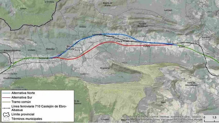 Mapa con las dos alternativas del tramo Pamplona-Alsasua del TAV. MINISTERIO DE TRANSPORTES Y MOVILIDAD SOSTENIBLE