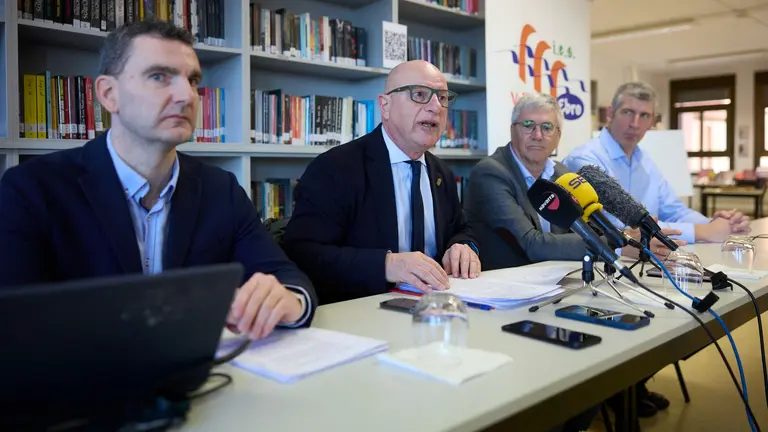 El consejero Gimeno en un momento de su comparecencia. GOBIERNO DE NAVARRA