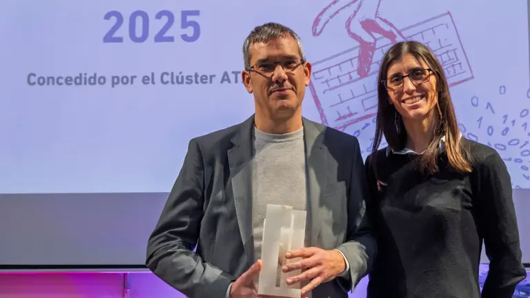 Entrega del Premio CIO Navarra 2025 a Jorge Garc&iacute;a Casanova. ATANA