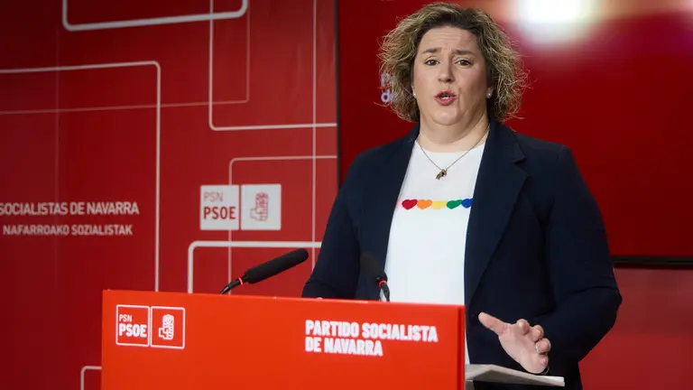 La secretaria de organizaci&oacute;n del PSN-PSOE, Esther Iso, realiza declaraciones a los medios de comunicaci&oacute;n sobre actualidad pol&iacute;tica. I&Ntilde;IGO ALZUGARAY