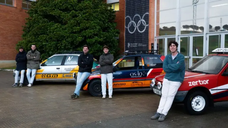 Los j&oacute;venes que llevar&aacute;n a cabo el reto solidario. UNIVERSIDAD DE NAVARRA