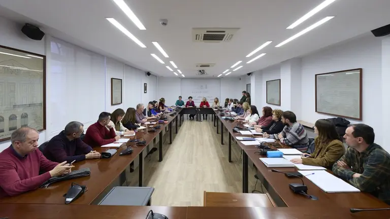 Imagen de la Mesa de Funci&oacute;n P&uacute;blica. EUROPA PRESS