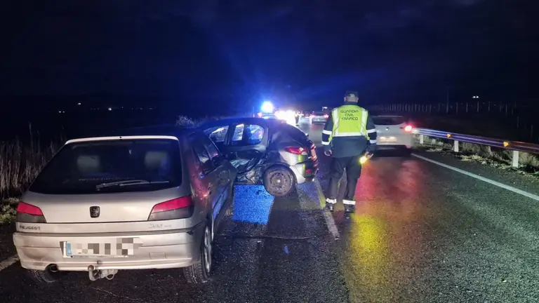 Imagen del accidente ocurrido esta tarde en Corella. GUARDIA CIVIL