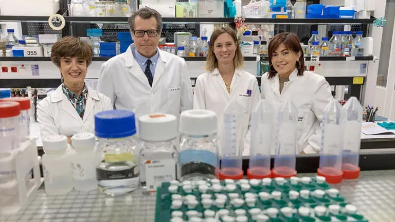 Investigadores de grupos dedicados al c&aacute;ncer de h&iacute;gado en un laboratorio. CIMA UNIVERSIDAD DE NAVARRA