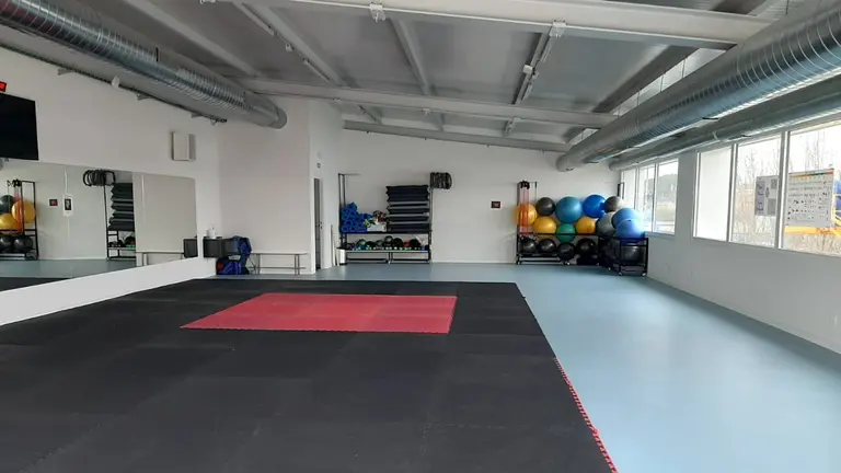 Nueva sala en el pol&iacute;gono de Fusti&ntilde;ana