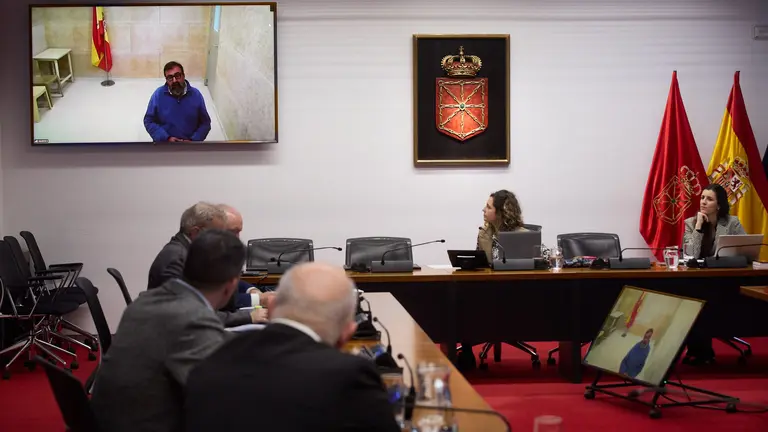 Comisi&oacute;n de investigaci&oacute;n sobre licitaci&oacute;n y adjudicaci&oacute;n de obras p&uacute;blicas del Gobierno de Navarra con la comparecencia de Koldo Garc&iacute;a por videoconferencia desde la prisi&oacute;n de Soto del Real. I&Ntilde;IGO ALZUGARAY