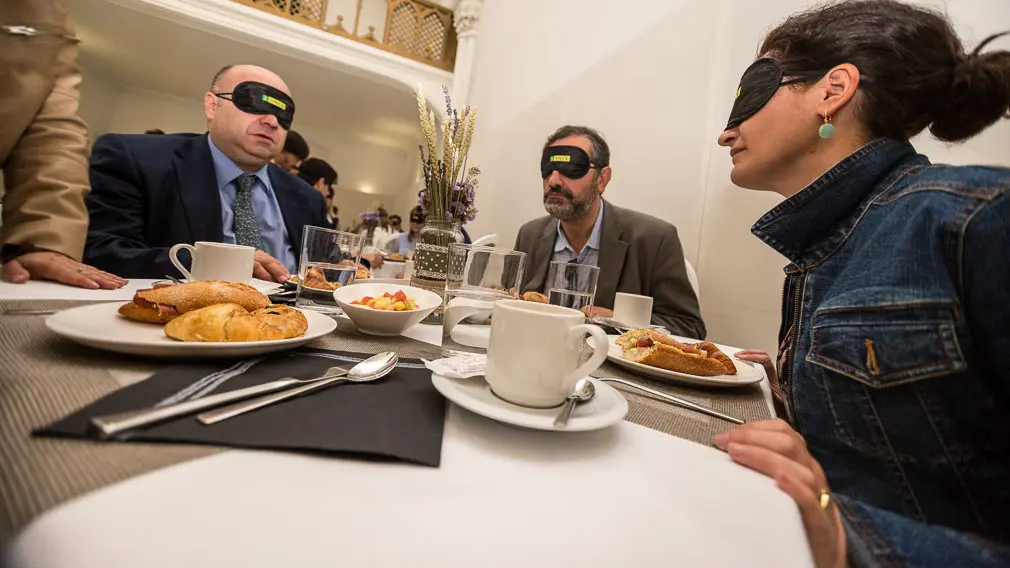 Así han sido las experiencias 'a ciegas' de representantes de empresas y medios de comunicación navarros