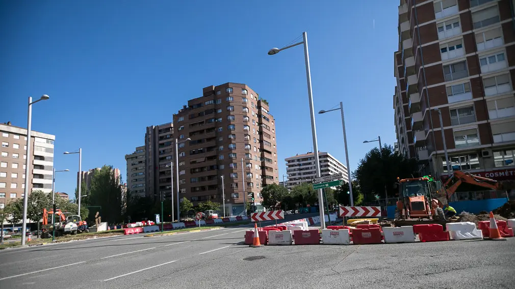 En fotos: los primeros días de las polémicas obras de Pío XII en Pamplona