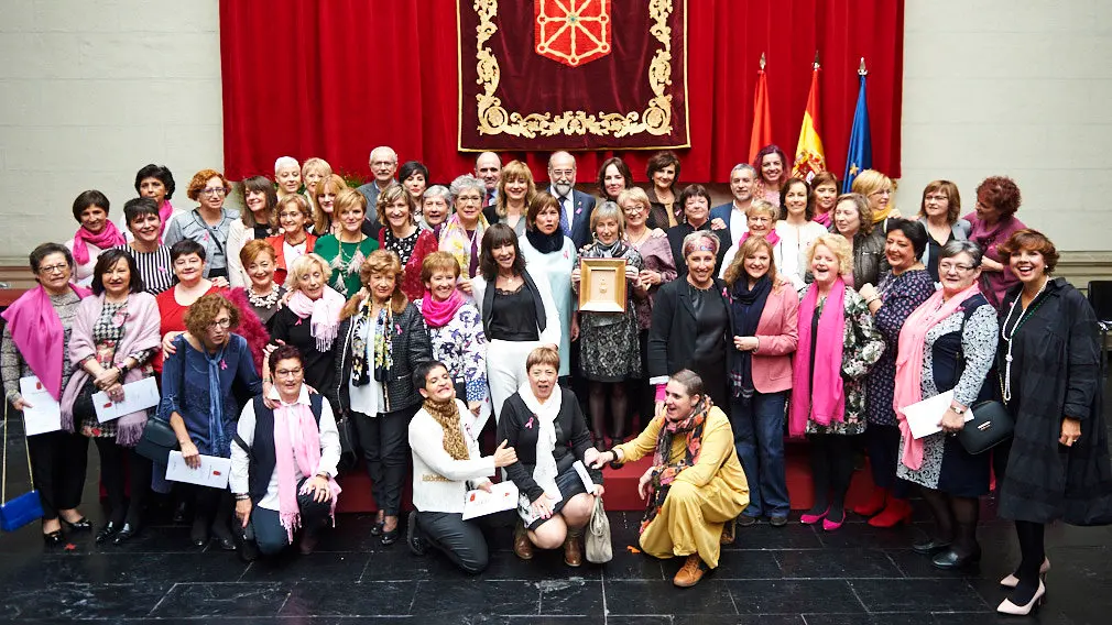 Una medalla de oro por su lucha: la asociación Saray recibe el máximo galardón de Navarra