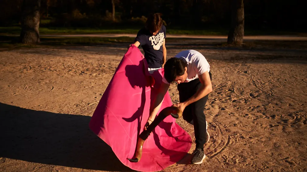 El entrenamiento de un torero: las imágenes de un día de trabajo con el diestro navarro Javier Marín