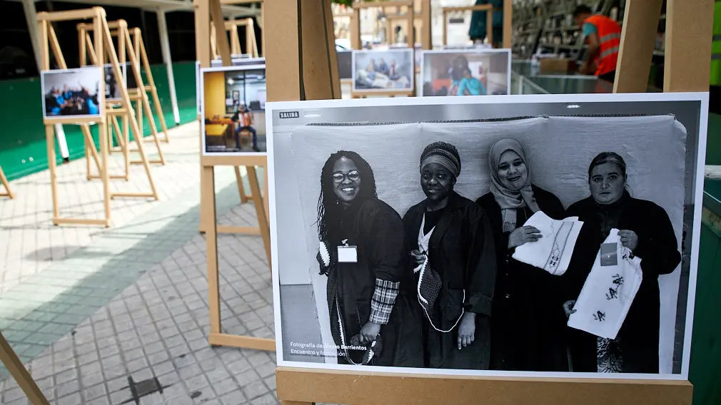 Galería - Así es 'Una mirada esperanzadora', el calendario presentado en la Tómbola de San Fermín